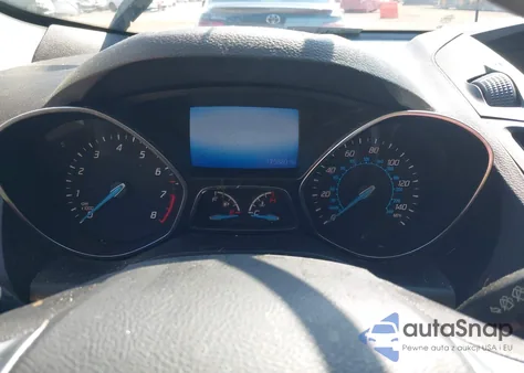 2016 Ford Escape S z USA, uszkodzony, nr VIN 1FMCU0F70GUA44553